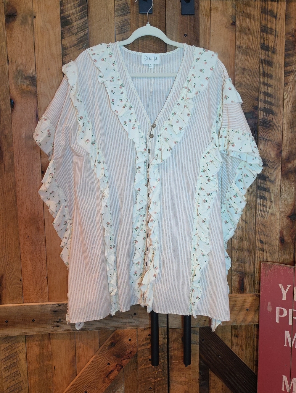 235p Oli & Hali Cream Striped Floral Ruffle Tunic